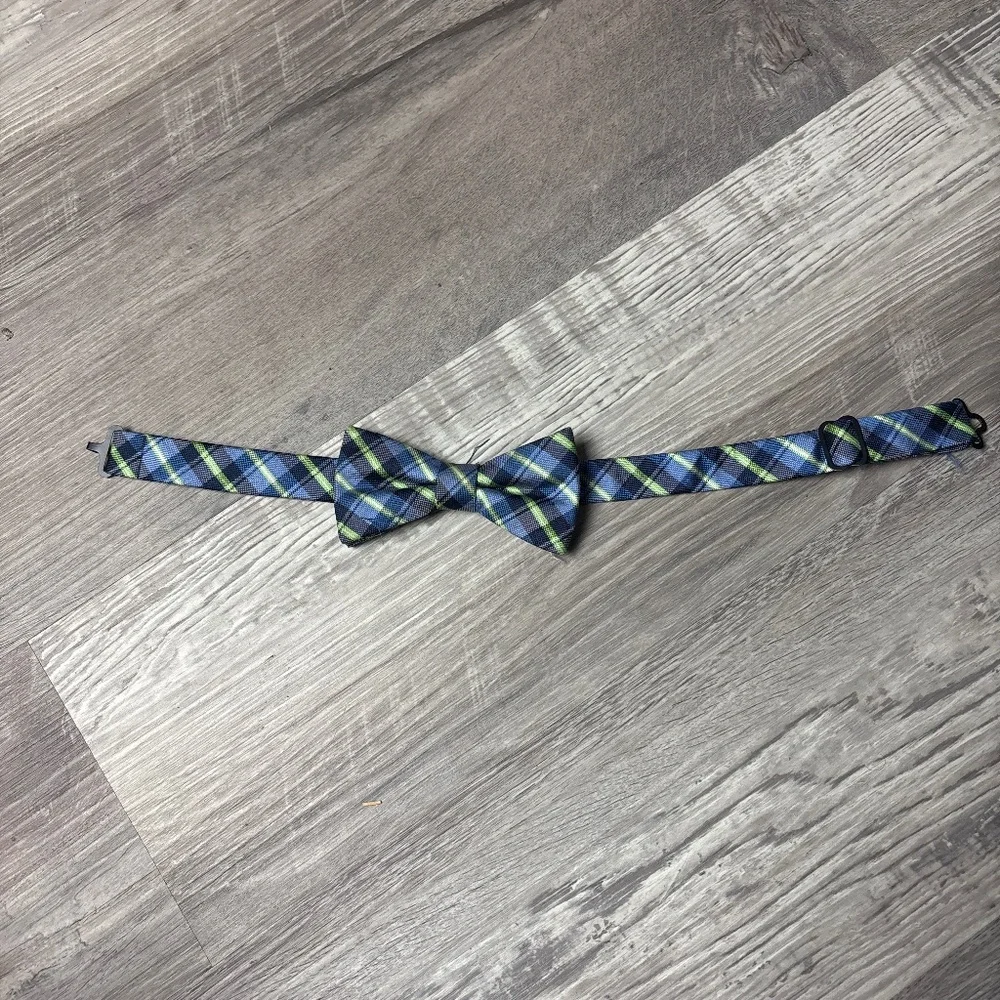 Chapa Mini Chile Bow tie